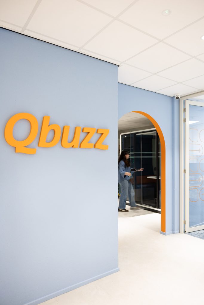 Qbuzz lr -_-78